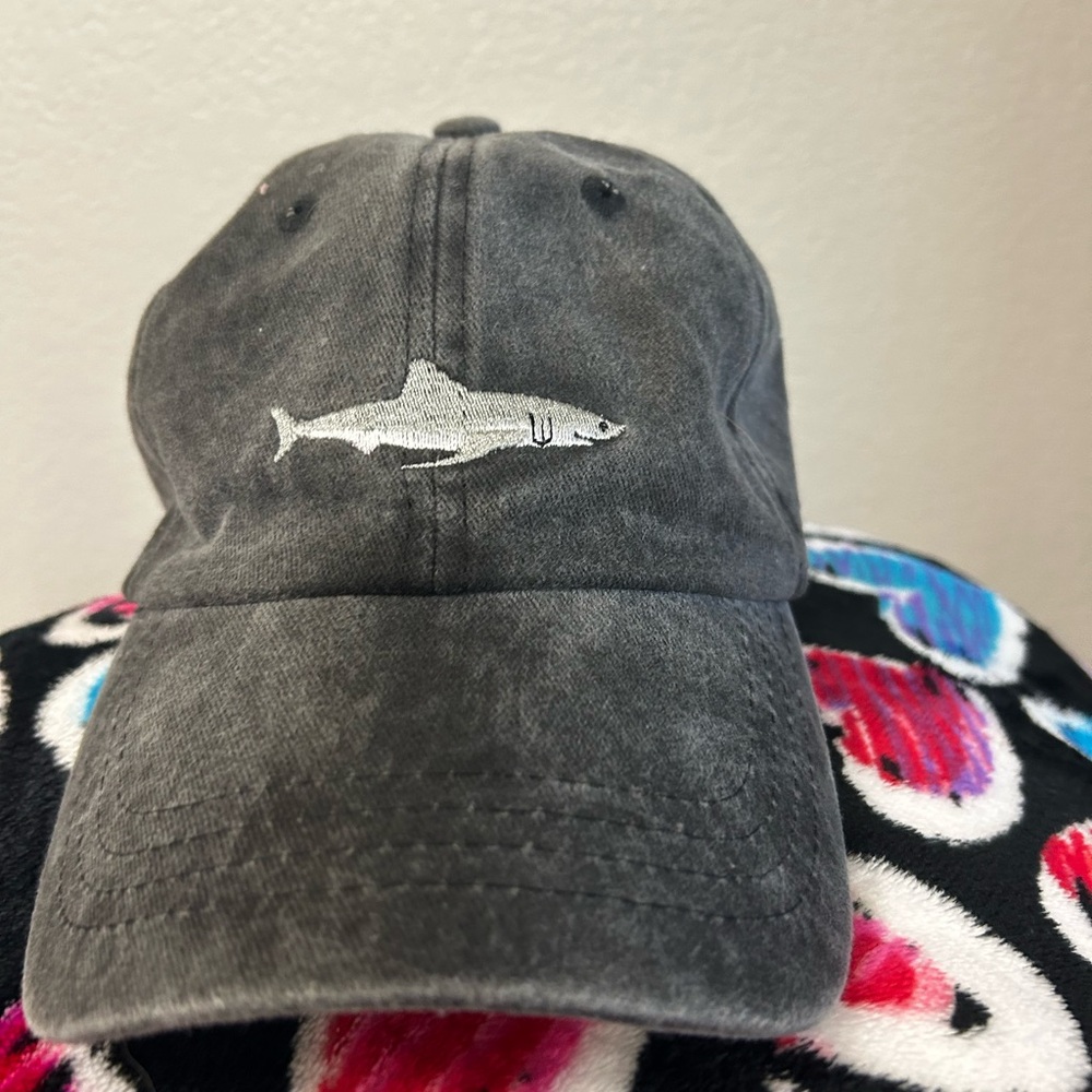 SHEIN Gray Shark Embroidered Cap